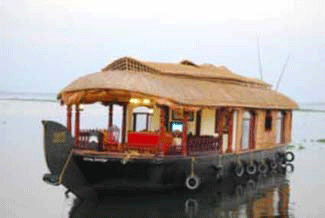 Alleppey houseboat picture